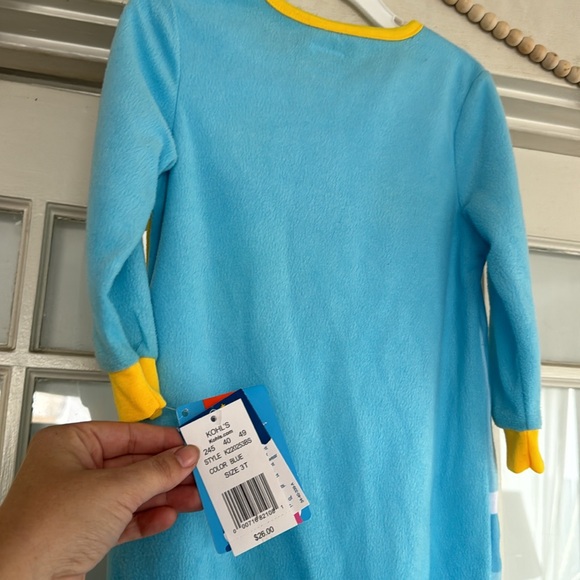 Baby shark pajama onesie - Picture 4 of 6